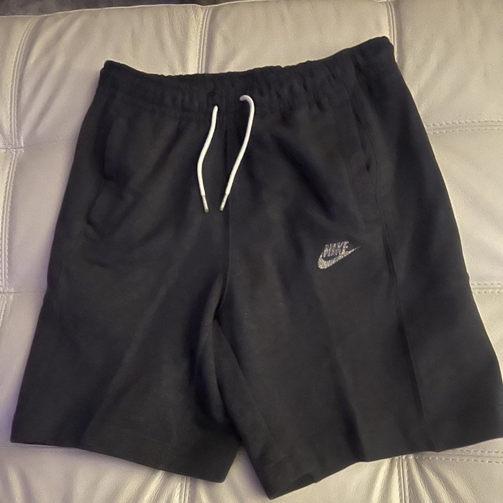 Nike Men's Sportswear Standard Fit Straight Leg Shorts  DR9130 NEW with TAGS